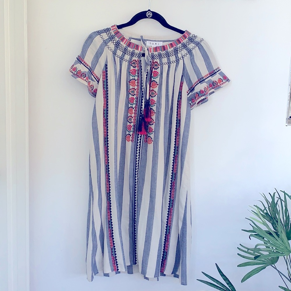 THML Size Large Casual Dress
